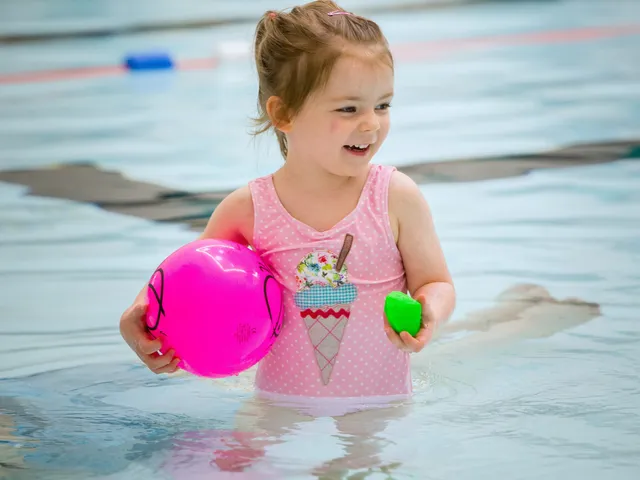 ASV 140217 Adult Child Over 2s Swimming 006
